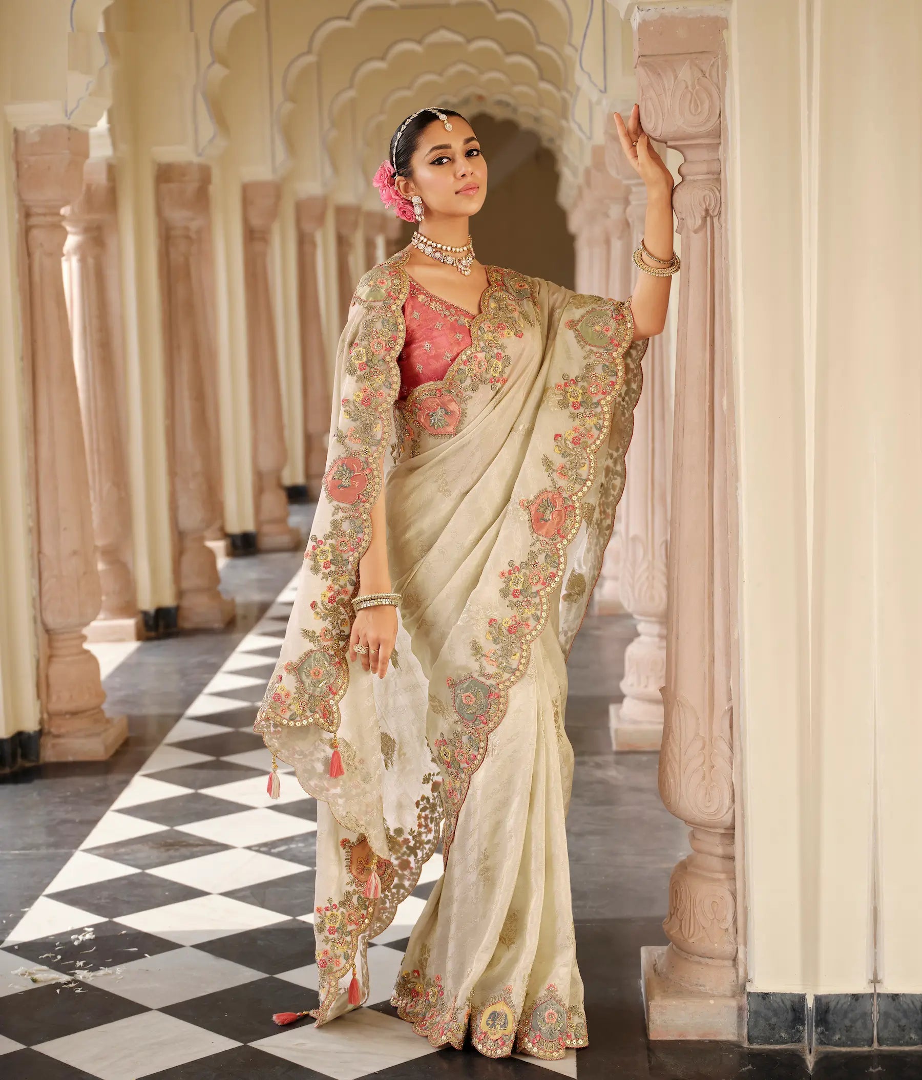 Vanilla White Jacquard Silk Embroidery & Hand Work Saree - qivii