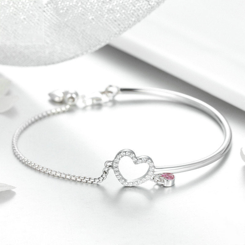 Heart Bracelet by Qivii