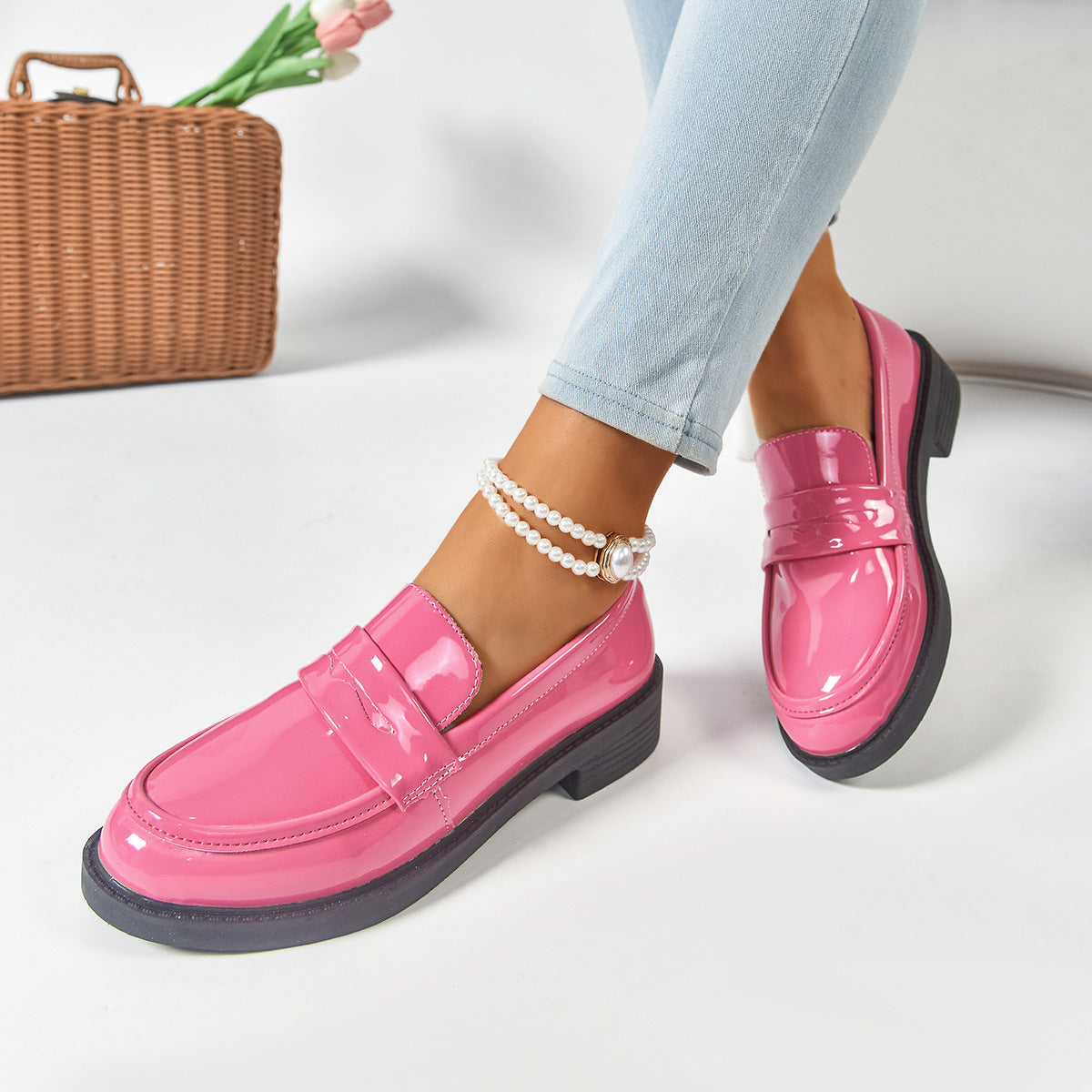 Women's Plus Size Gloss Chunky Heel Loafers Lacquer-Finish Slip-Ons