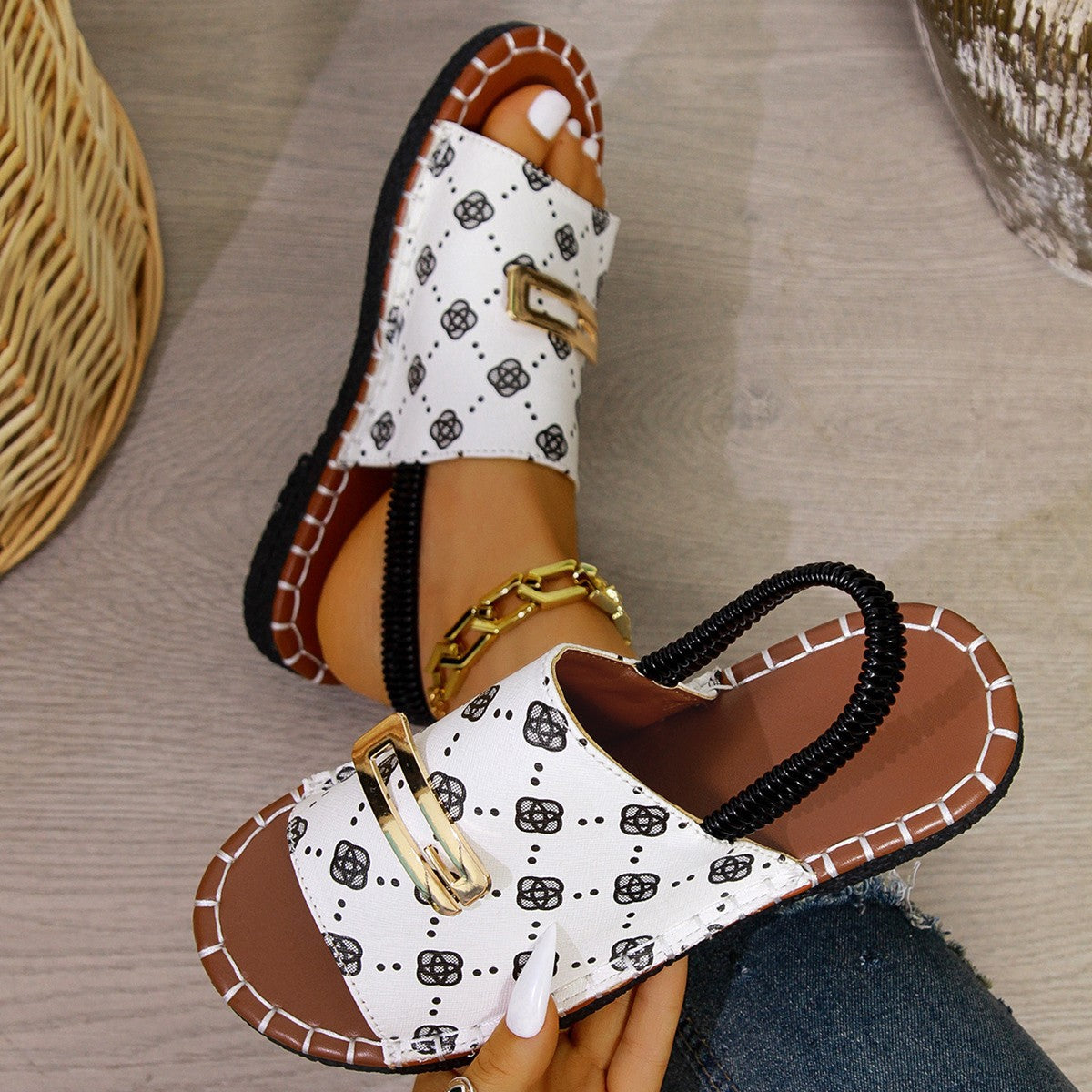 Women's Plus Size Single-Strap Canvas Sandals - Hand-Stitched Round-Toe Flats with Metallic Buckle