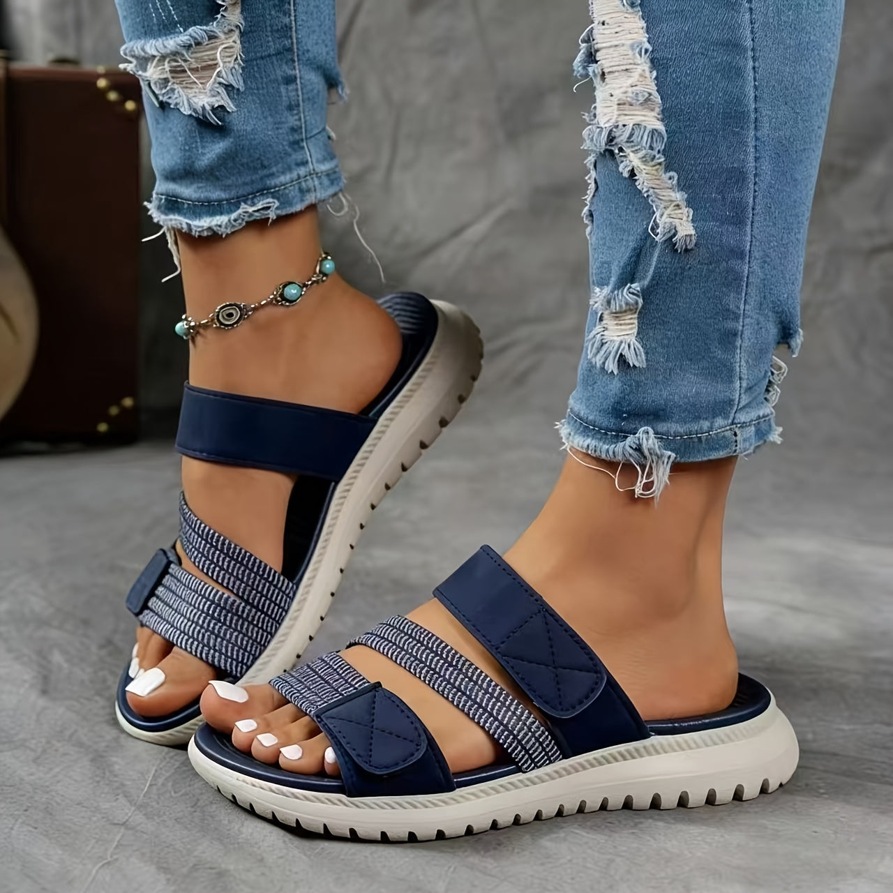 Cleo - Sportliche Komfort-Sandale mit Plateausohle  - By Qivii