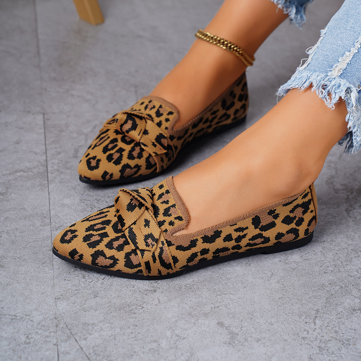 Women's Plus Size Fashion Flyknit Slip-On Pointed-Toe Casual Flats