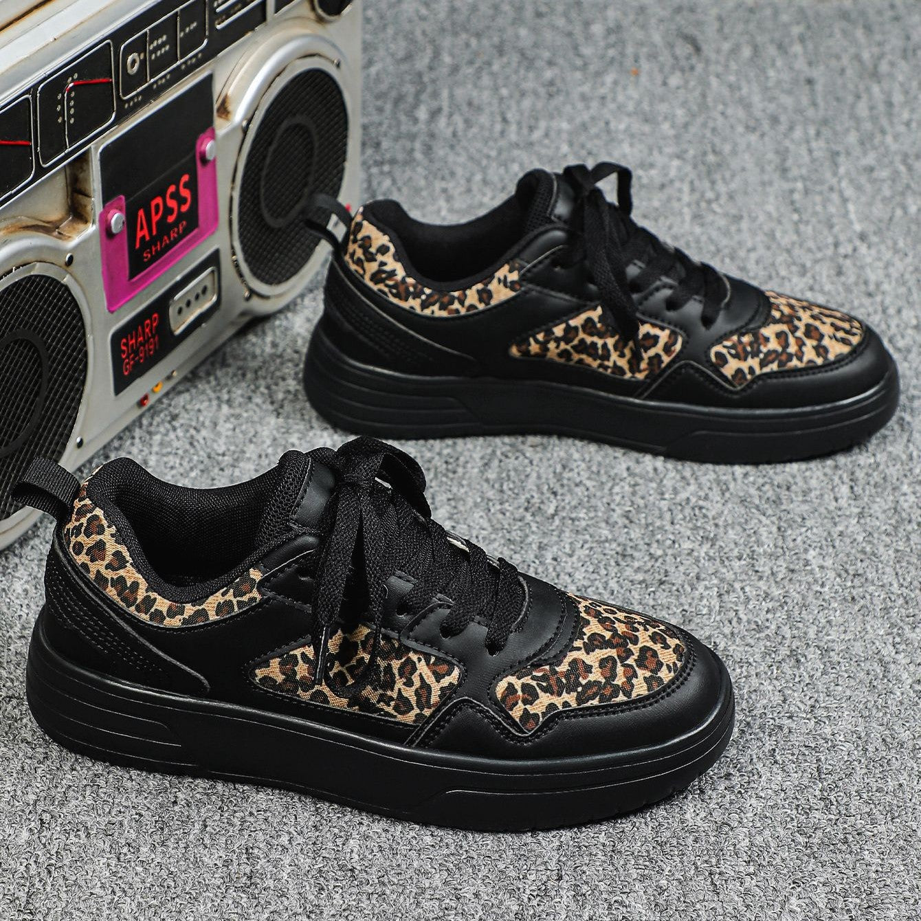 WildStride Leopard Print Platform Casual Skate Sneakers – Unisex Outdoor Shoes (US4–11.5)