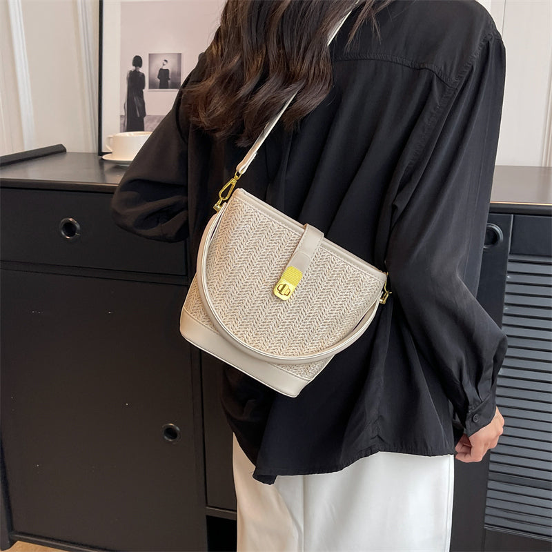 Mireva | Crossbody Bag  - By Qivii