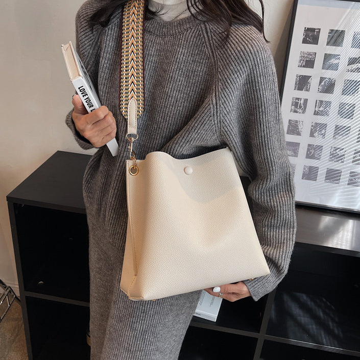 Montelise | Crossbody Bucket Bag  - By Qivii