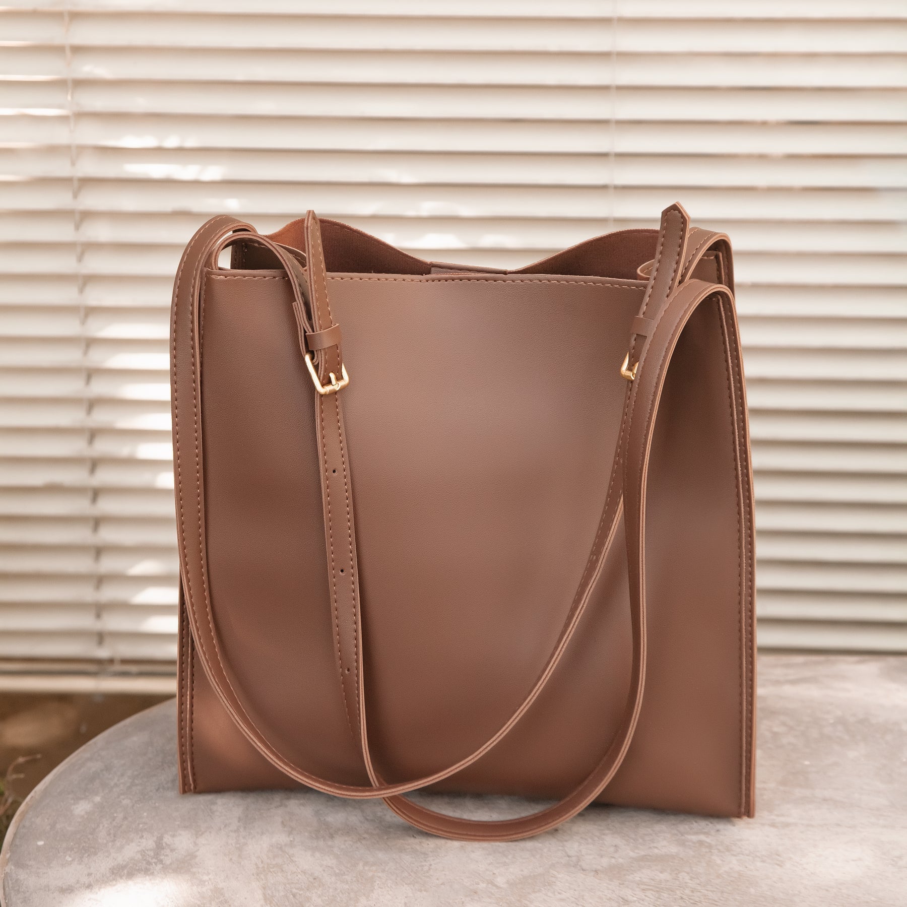 Riva | Tote Bag  - By Qivii