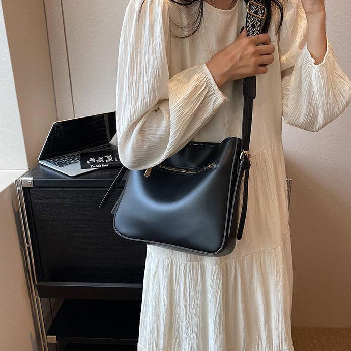 Marta | Crossbody Bag  - By Qivii