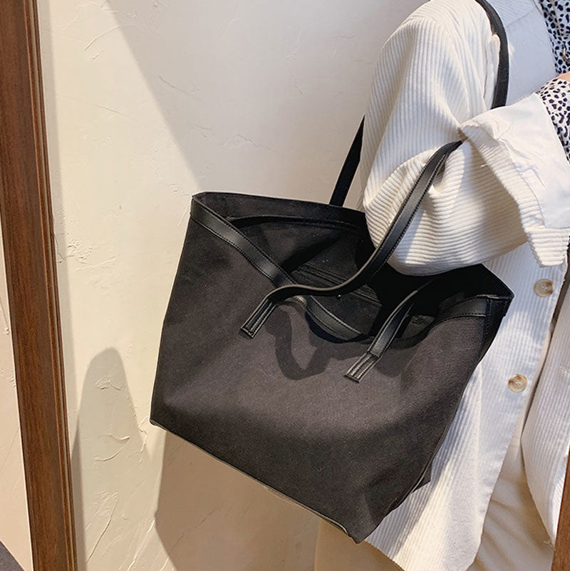 Hafa | Tote Bag  - By Qivii