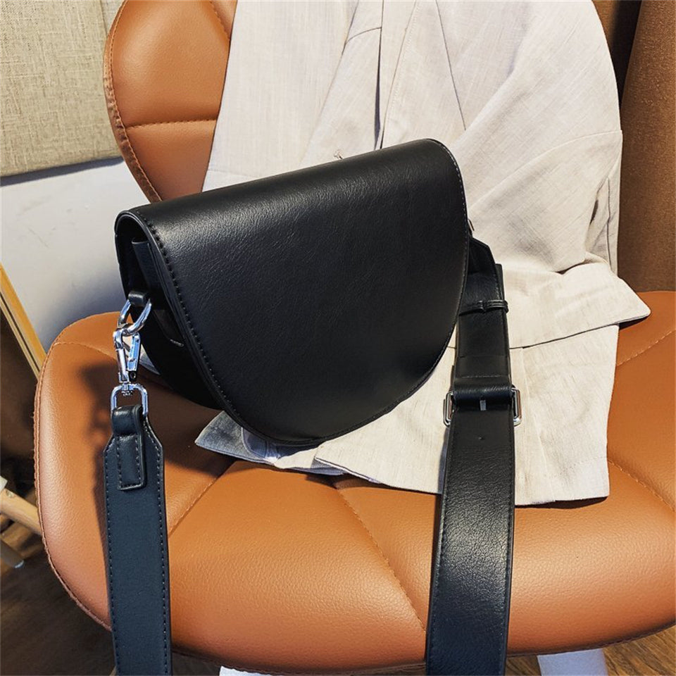 Virelle | Crossbody Bag  - By Qivii