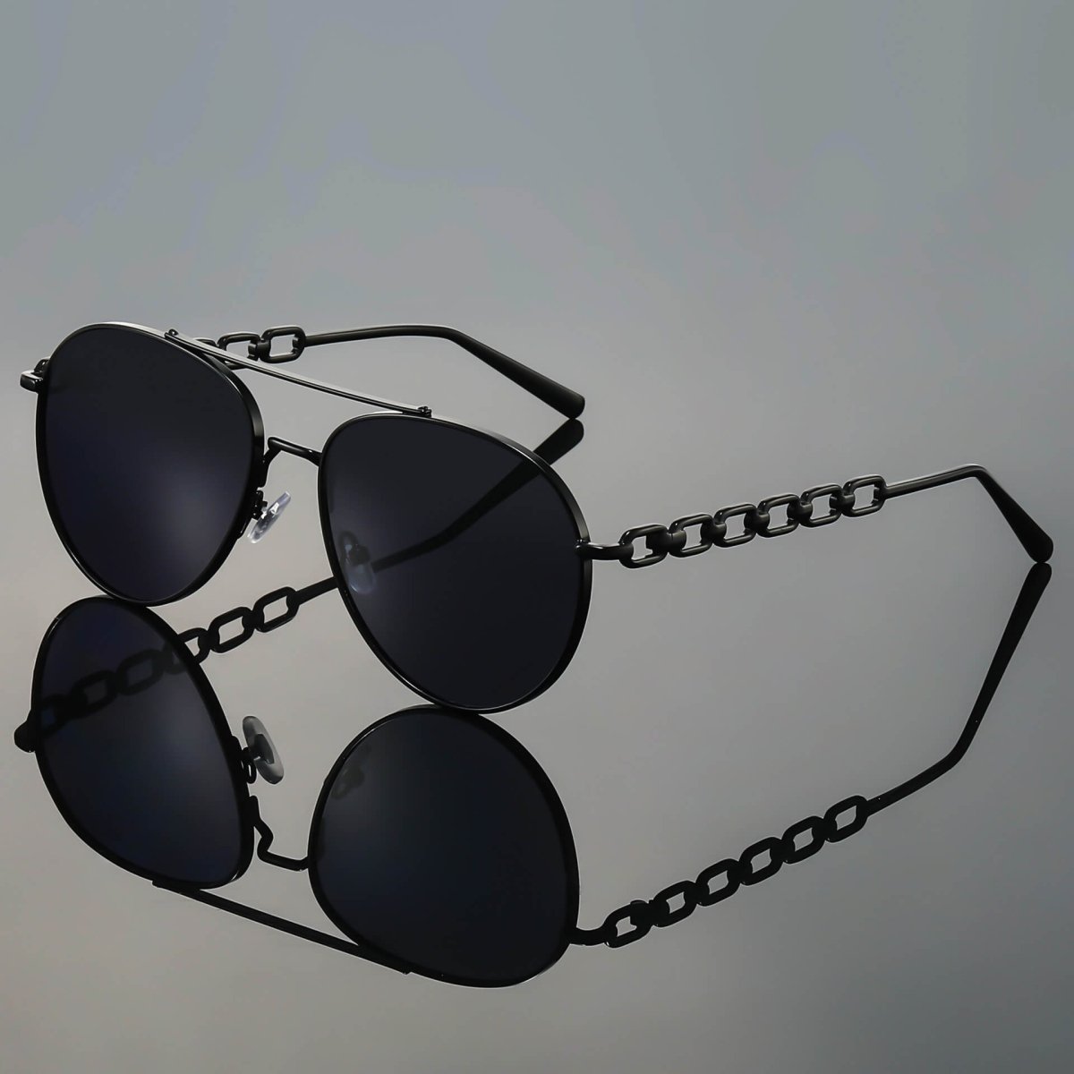 Chain Reaction Retro Shades  - By Qivii