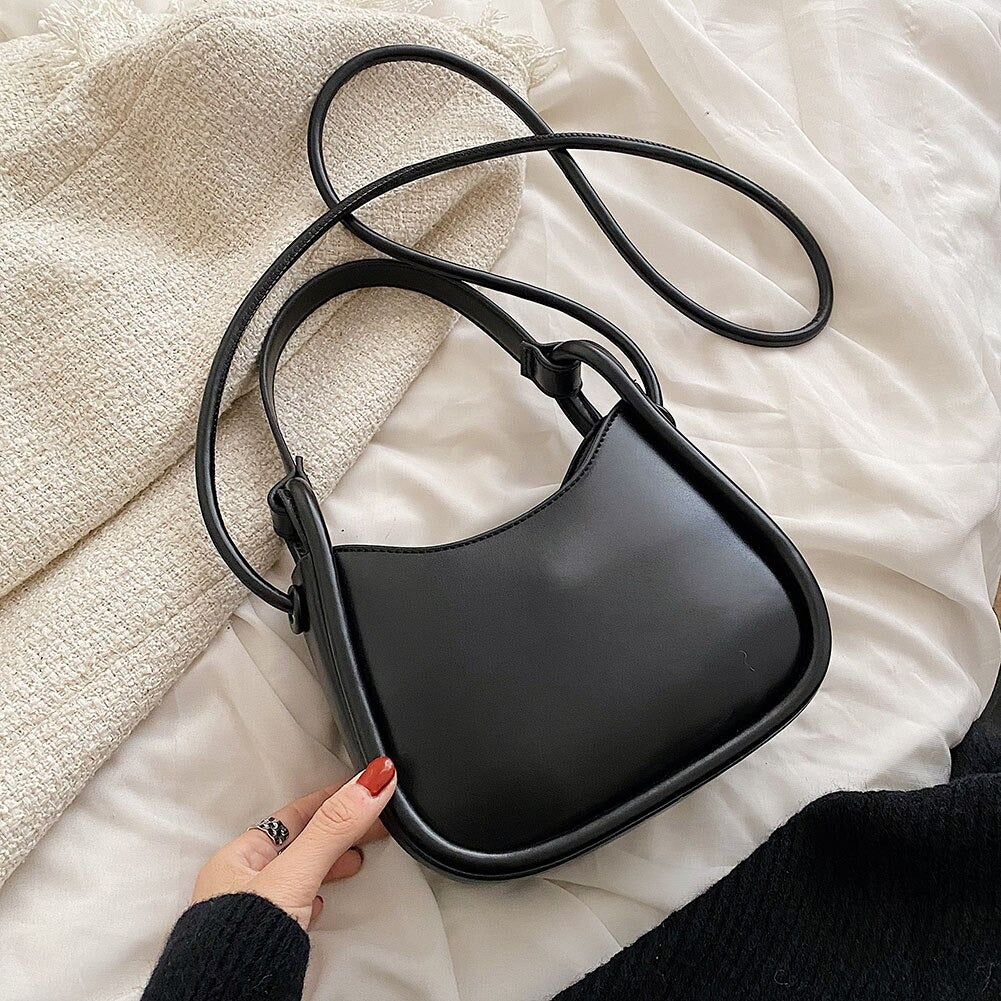 Avel | Crossbody Bag  - By Qivii