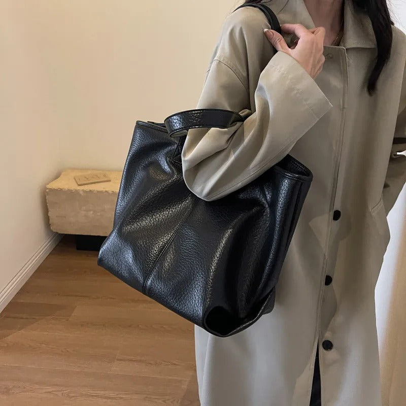 Manya | Tote Bag  - By Qivii