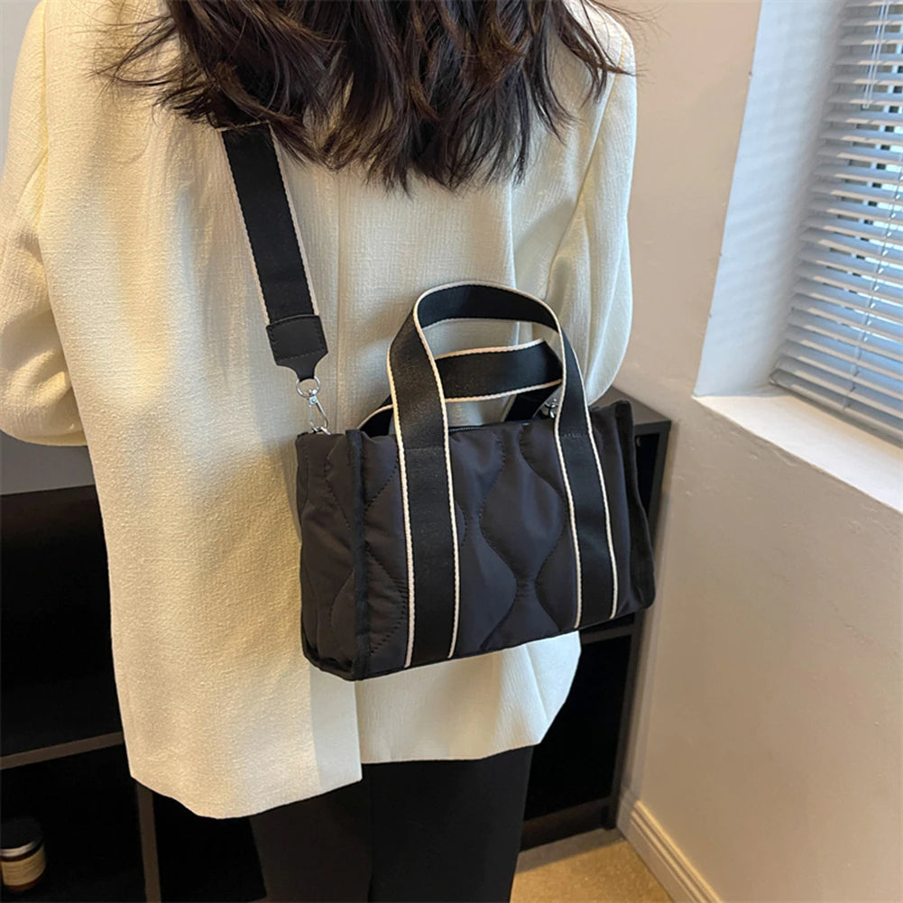 Junne | Crossbody Bag  - By Qivii