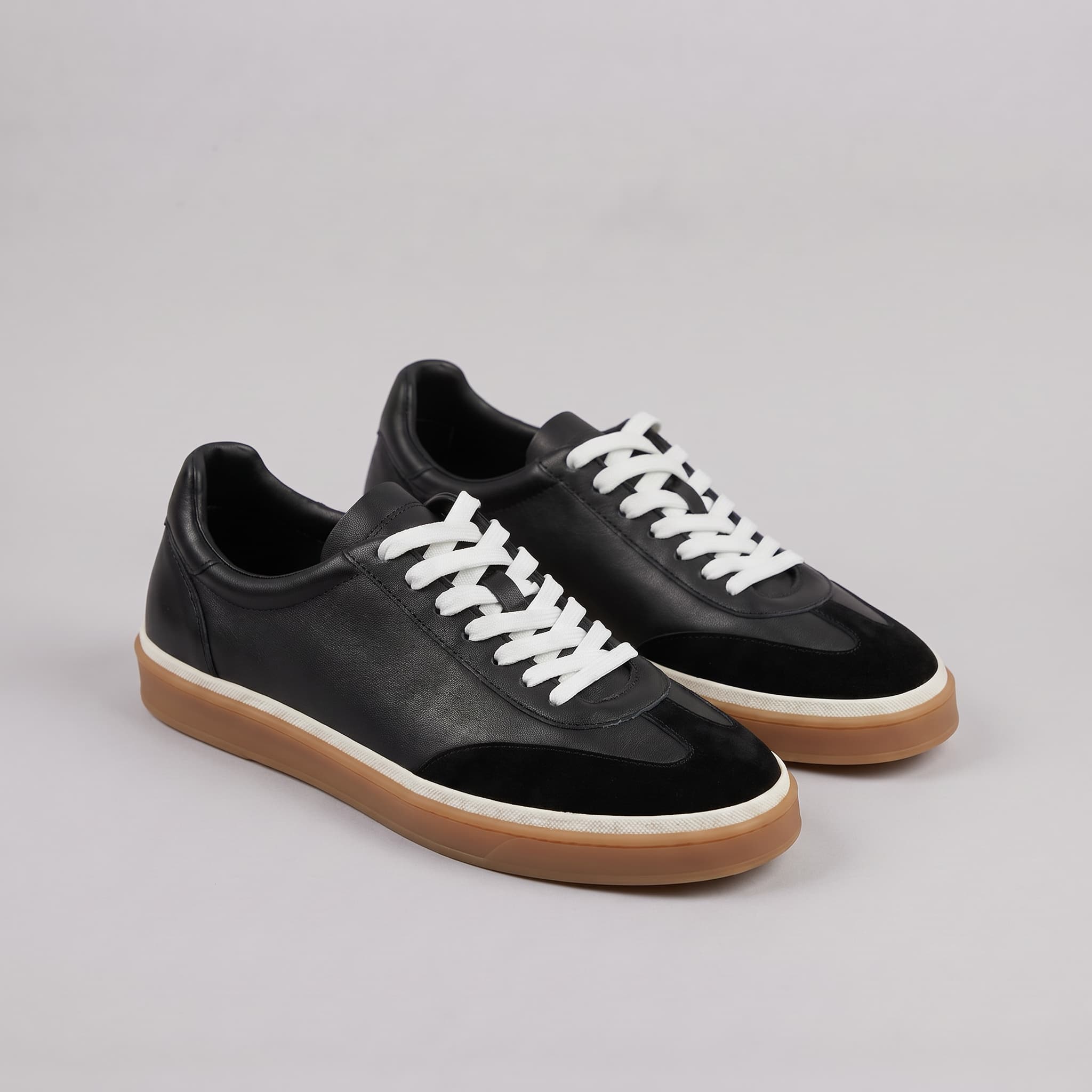 Halford Retro Court Sneaker