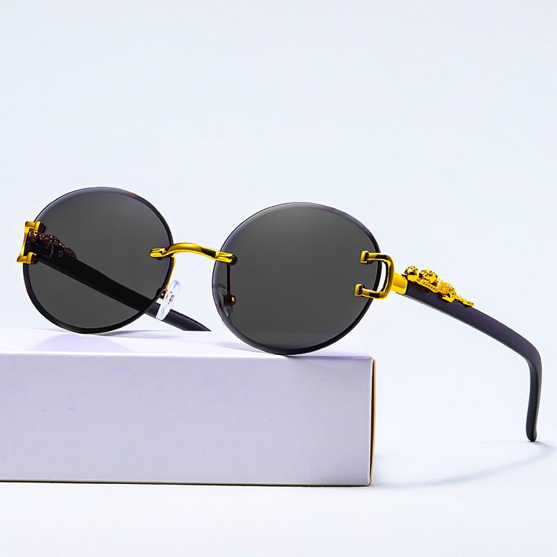 Panthera Nova Retro Shades  - By Qivii