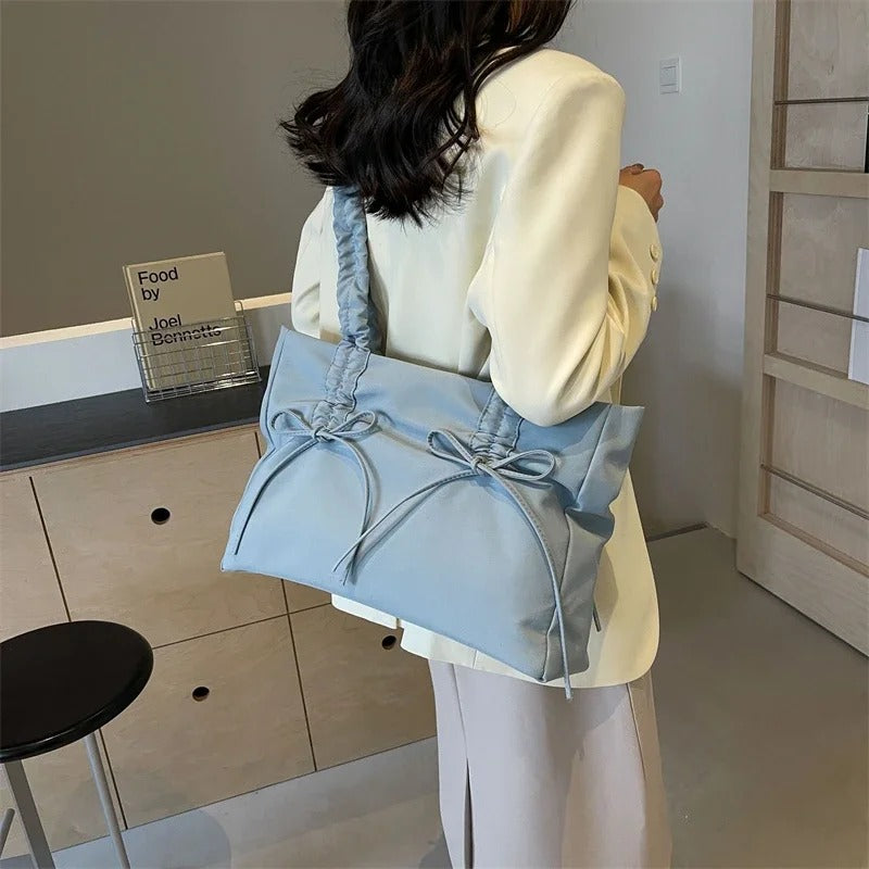 Noeda | Tote Bag  - By Qivii
