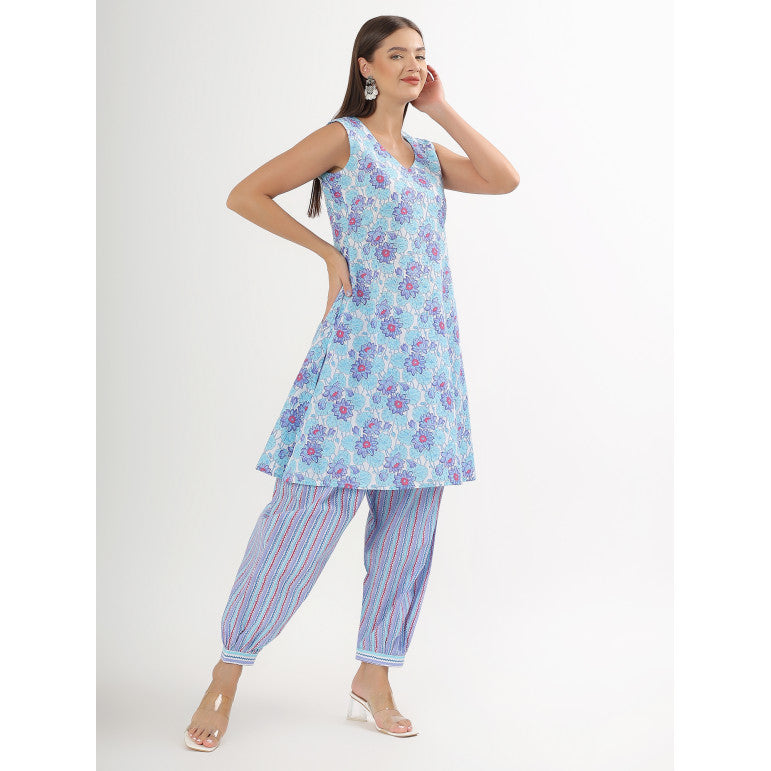 Blue Floral Print Sleeveless A-line Kurta set - qivii