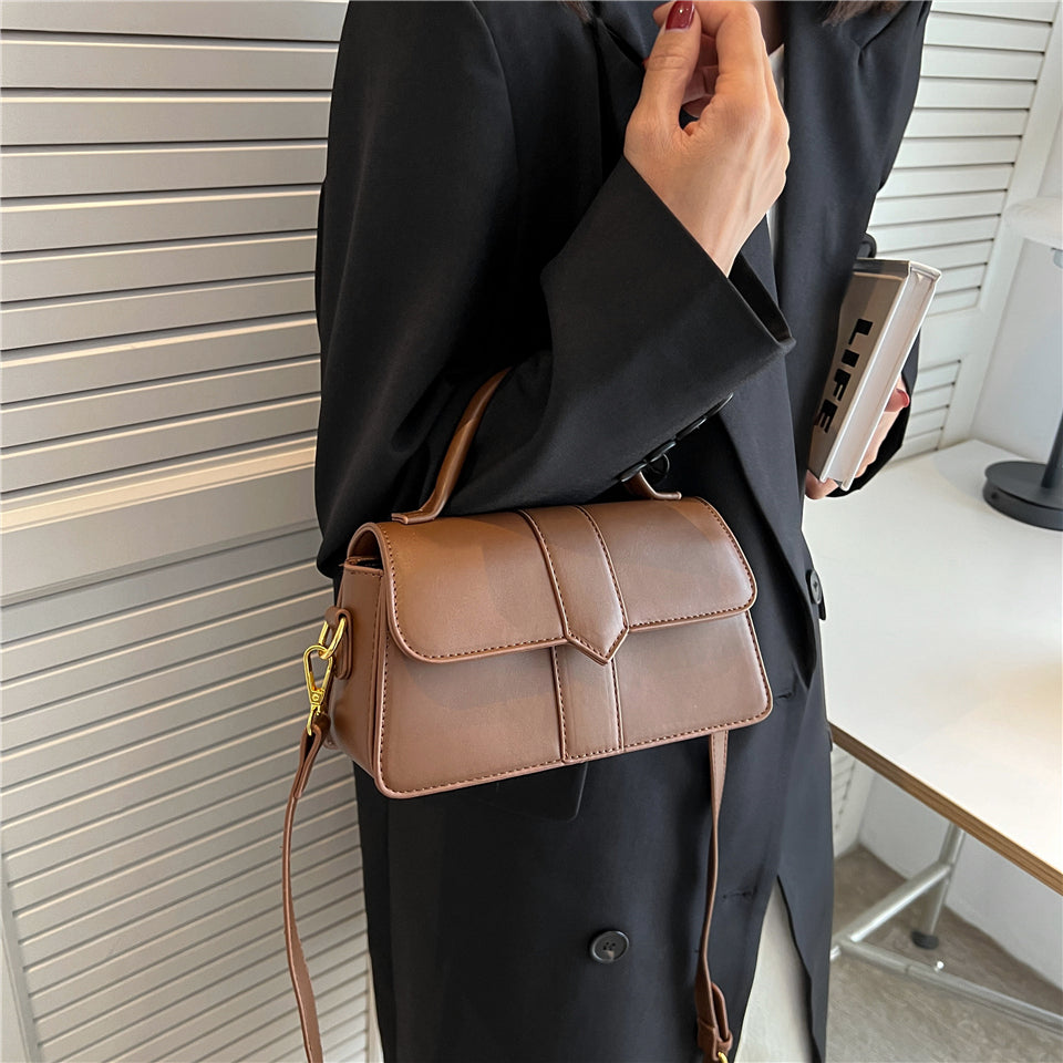 Arlisse | Crossbody Bag  - By Qivii
