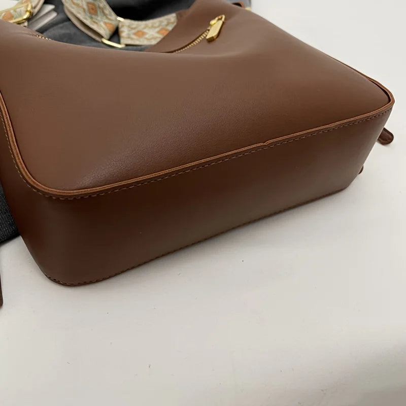 Marta | Crossbody Bag  - By Qivii