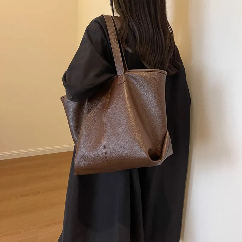 Manya | Tote Bag  - By Qivii
