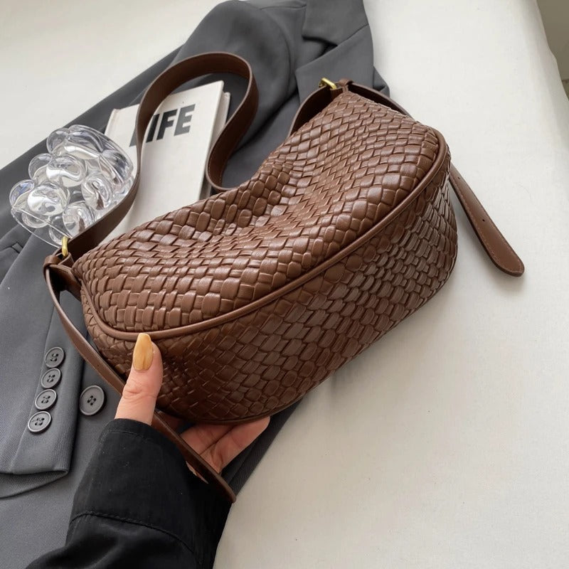 Cynha | Crossbody Bag  - By Qivii
