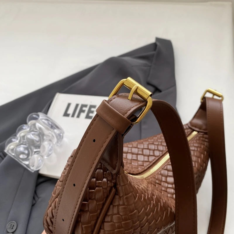 Cynha | Crossbody Bag  - By Qivii