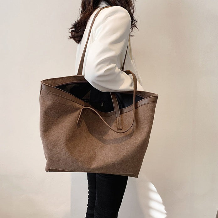 Hafa | Tote Bag  - By Qivii