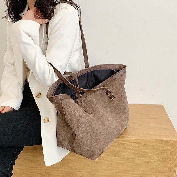 Hafa | Tote Bag  - By Qivii
