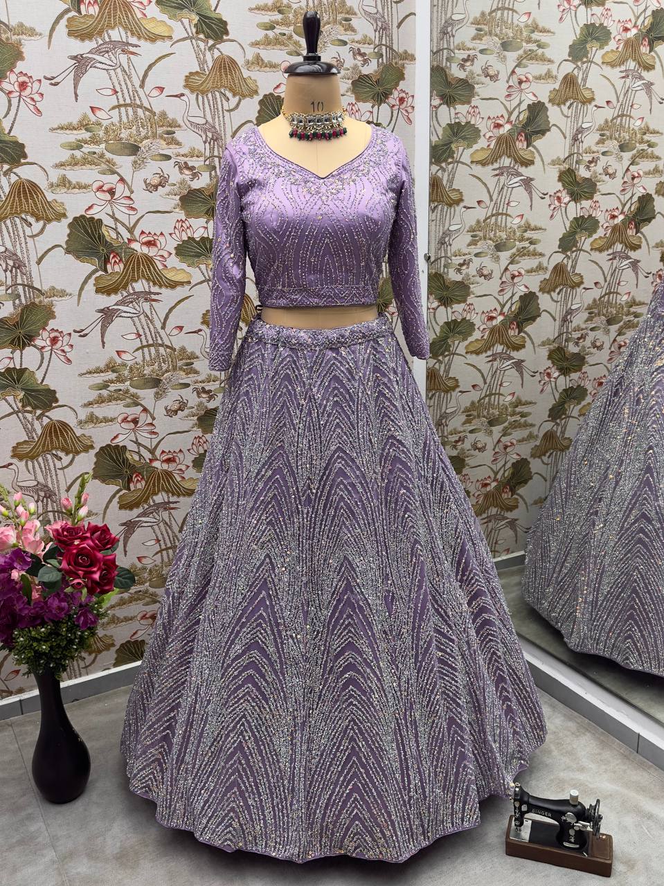 LAVENDER COLOR DESIGNER PURE ZARKHAN DIAMOND AND GLITTER SEQUENCE DESIGN WORK