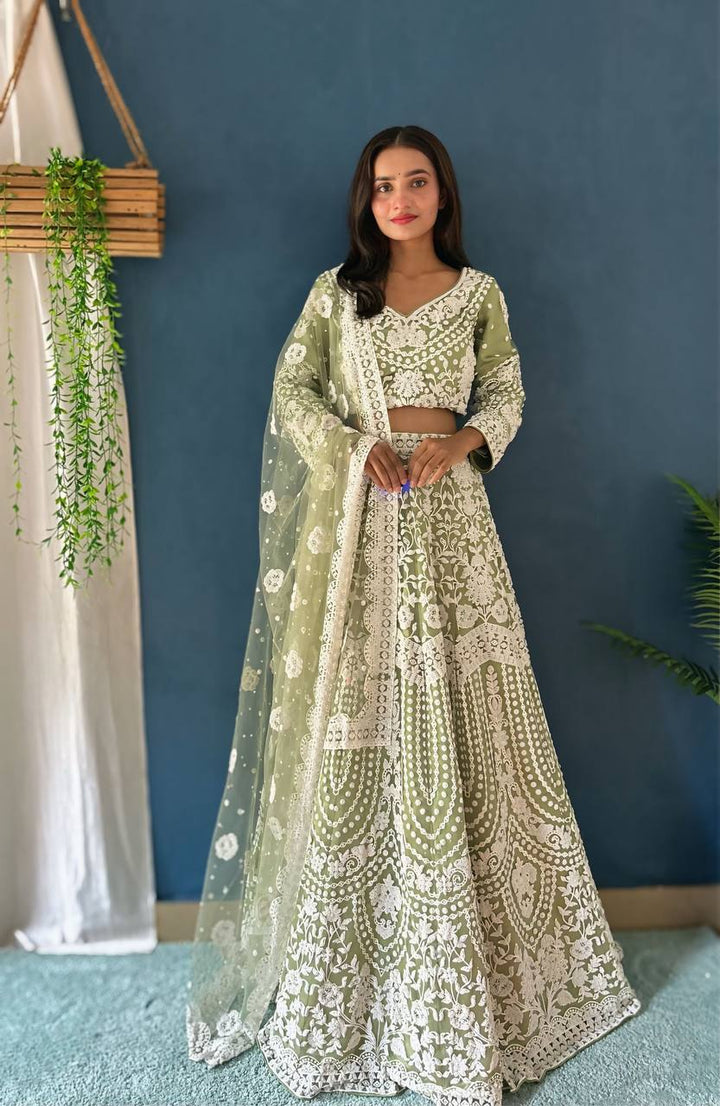 GREEN IMPORTANT HEAVY NET DESIGNER PURE BITTS PEARL DESIGN WORK LEHENGA