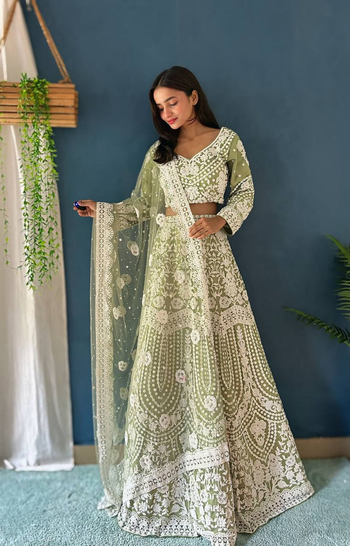 GREEN IMPORTANT HEAVY NET DESIGNER PURE BITTS PEARL DESIGN WORK LEHENGA