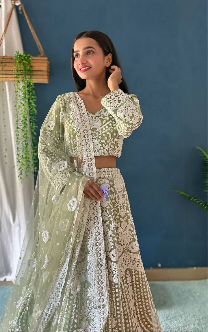 GREEN IMPORTANT HEAVY NET DESIGNER PURE BITTS PEARL DESIGN WORK LEHENGA