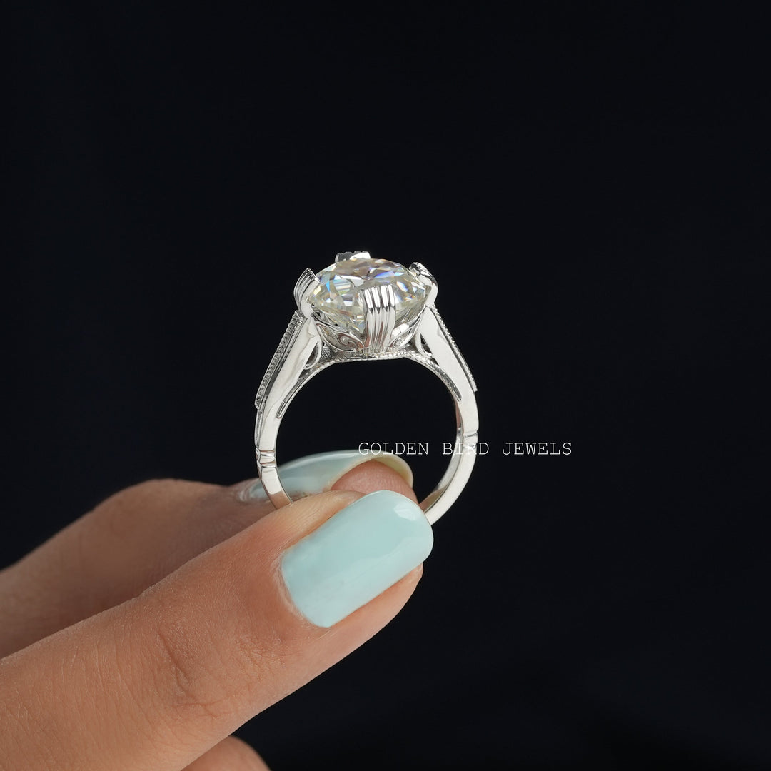 OEC Round Cut Vintage Moissanite Engagement Ring