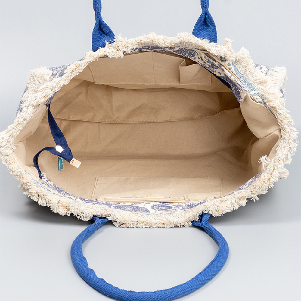 Flora | Tote Bag  - By Qivii