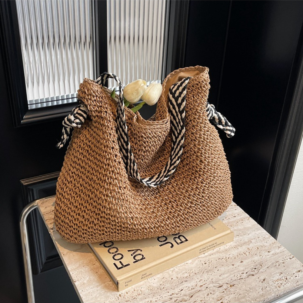 Namah | Shoulder Bag  - By Qivii