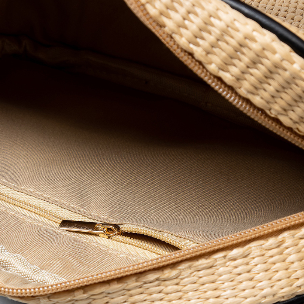 Auma | Crossbody Bag  - By Qivii