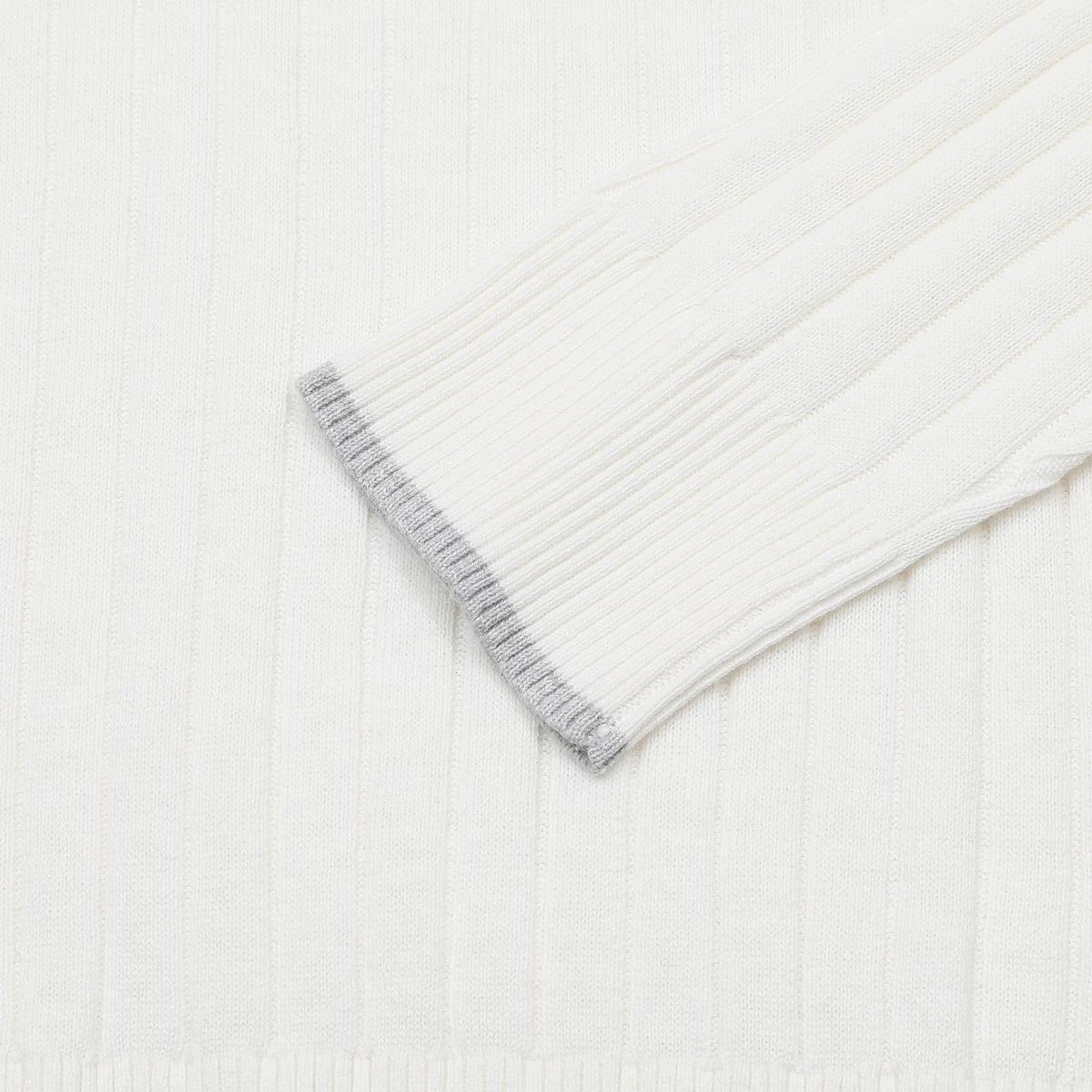 Noli Ribbed Crewneck