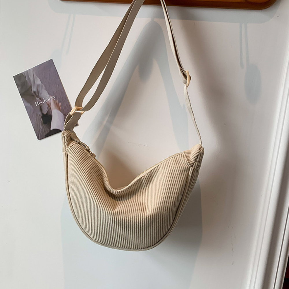 Fanna | Crossbody Belt Bag  - By Qivii