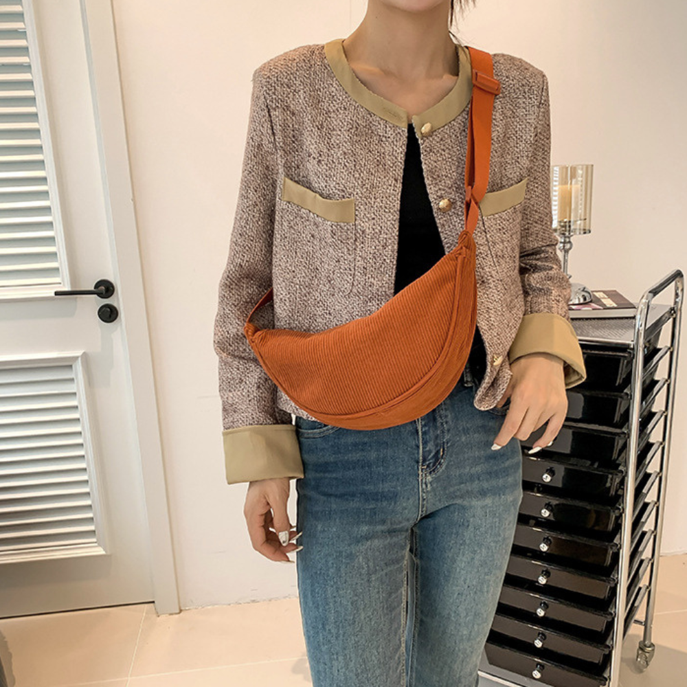 Fanna | Crossbody Belt Bag  - By Qivii