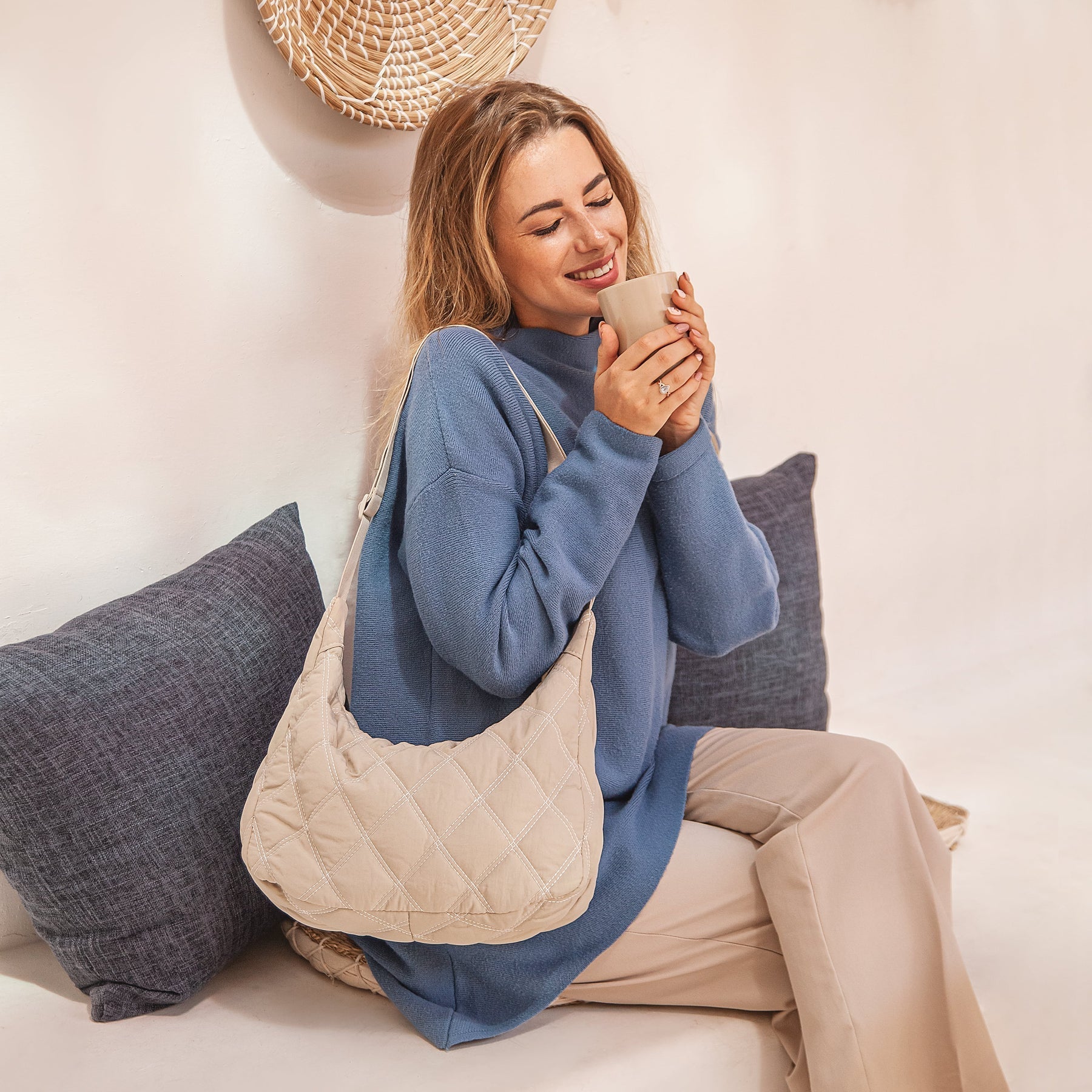 Selvane | Crossbody Bag  - By Qivii