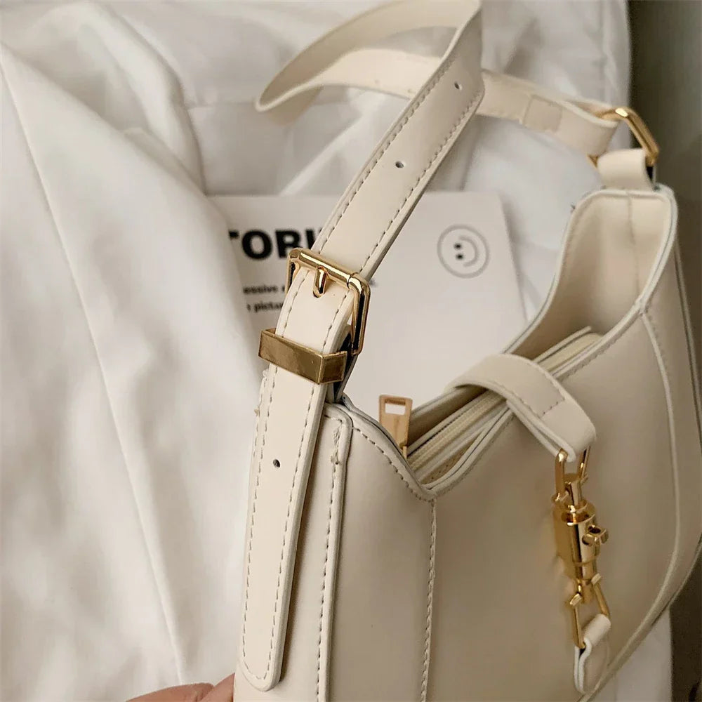 Rivoire | Shoulder Bag  - By Qivii