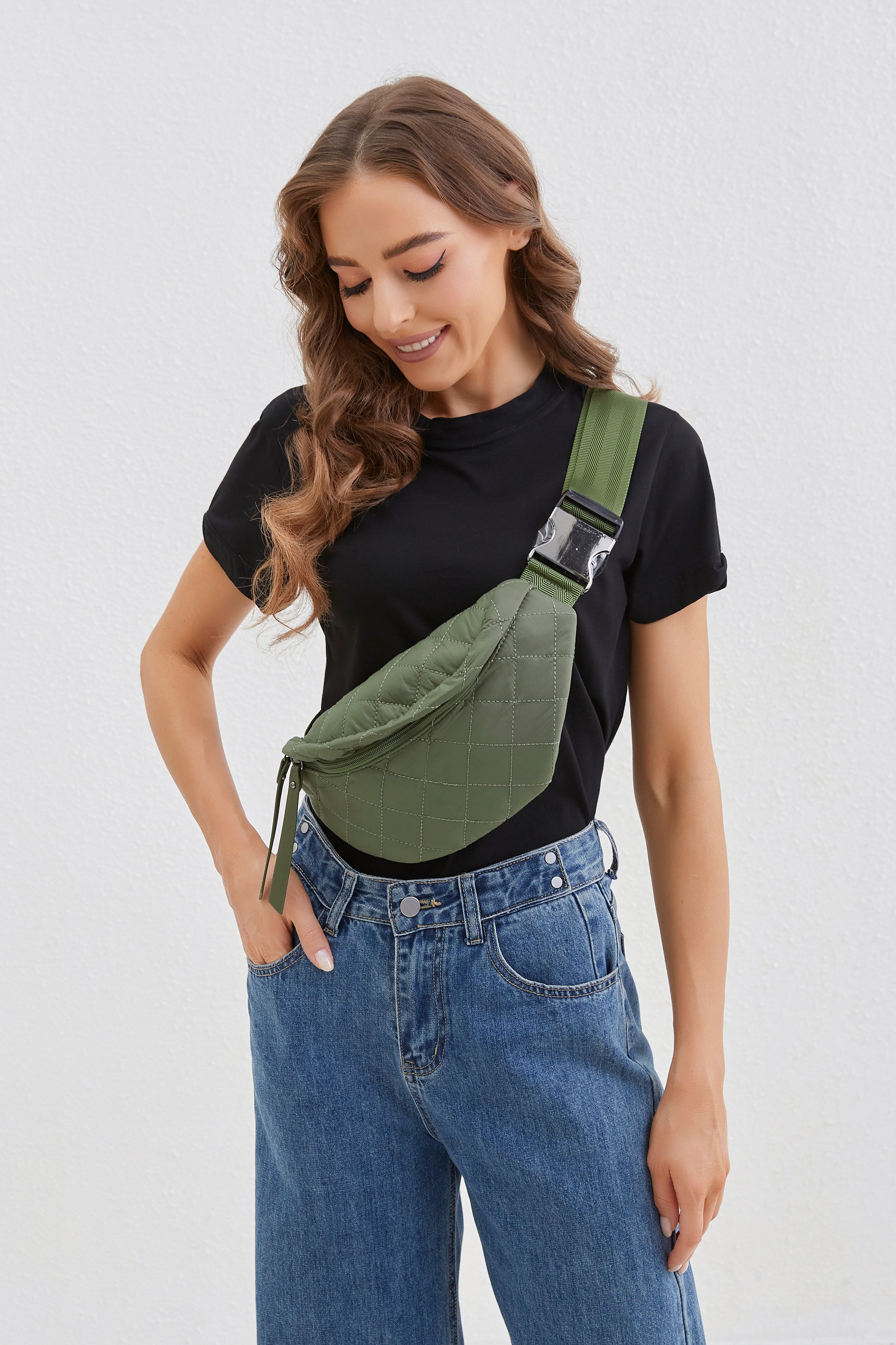 ROAMER Puffer Sling Bag