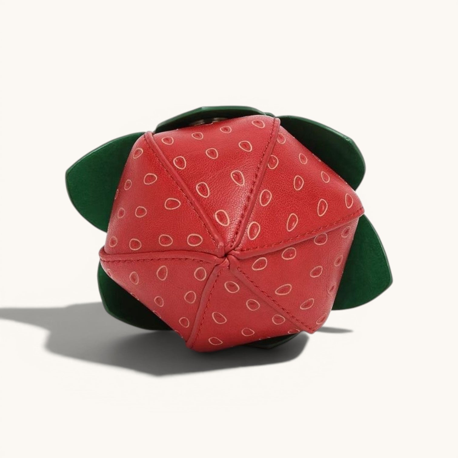 Fraise Élan in Vegan Leather  - By Qivii