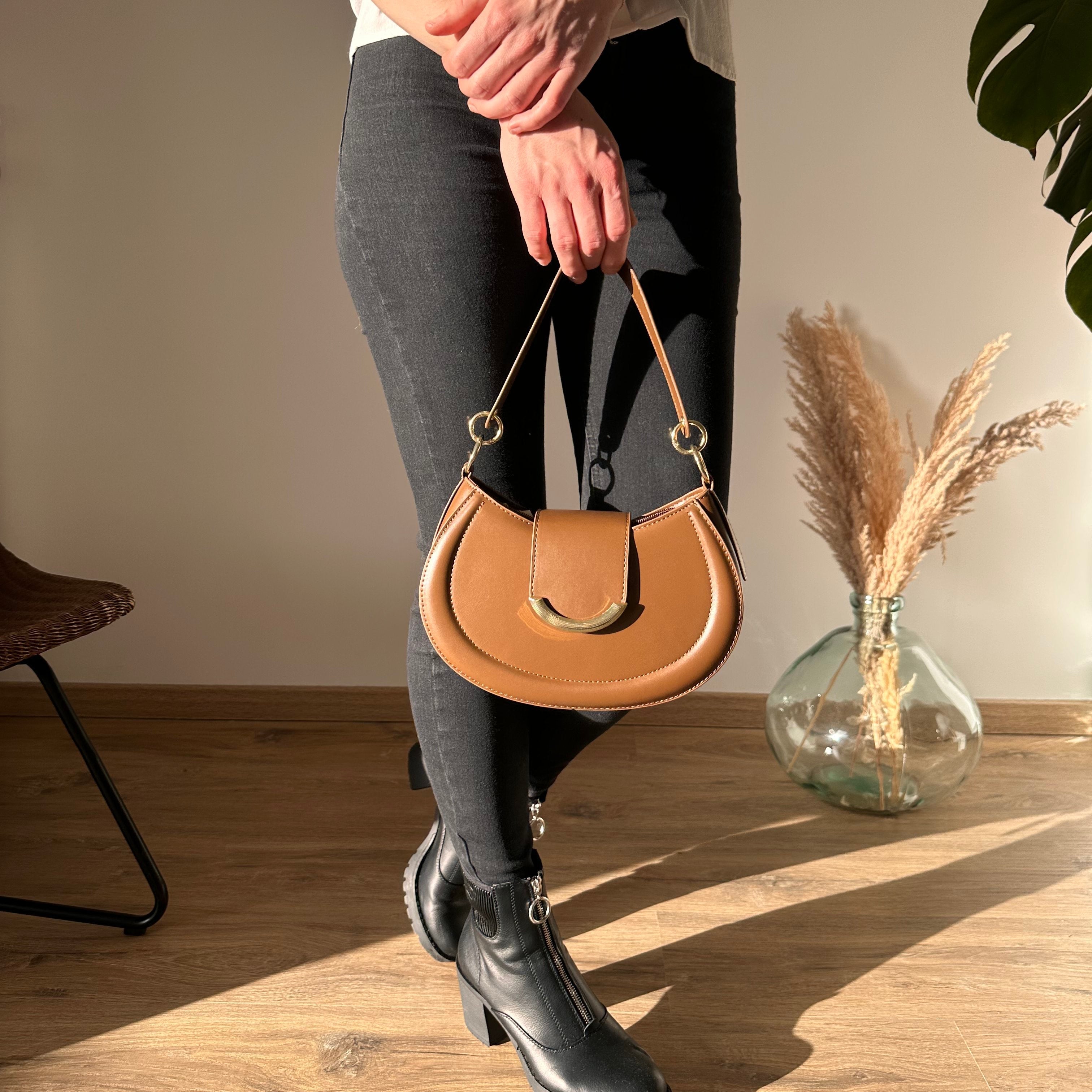 Lanna | Crossbody Bag  - By Qivii