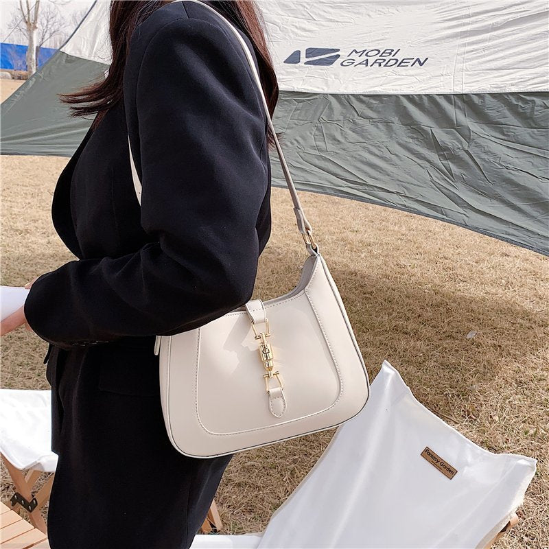 Rivoire | Shoulder Bag  - By Qivii