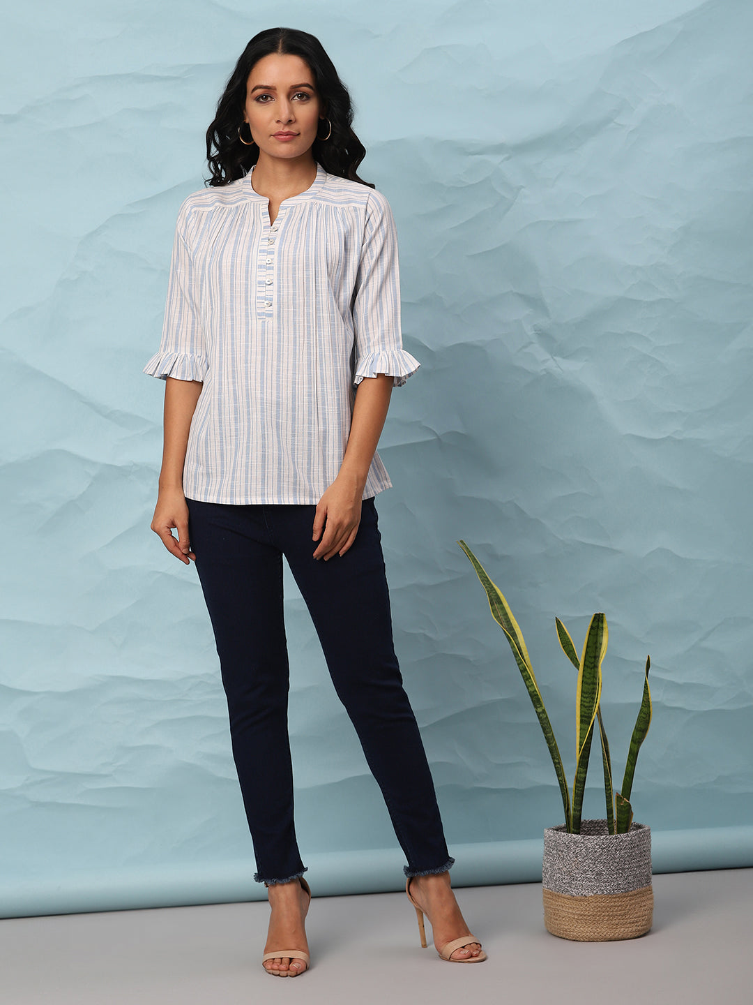 White Cotton Slub Striped Straight Top  - By Janasya