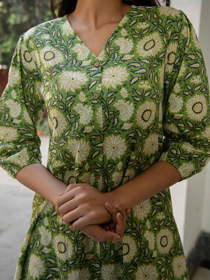 Green Cotton Floral A-Line Dress  - By Janasya