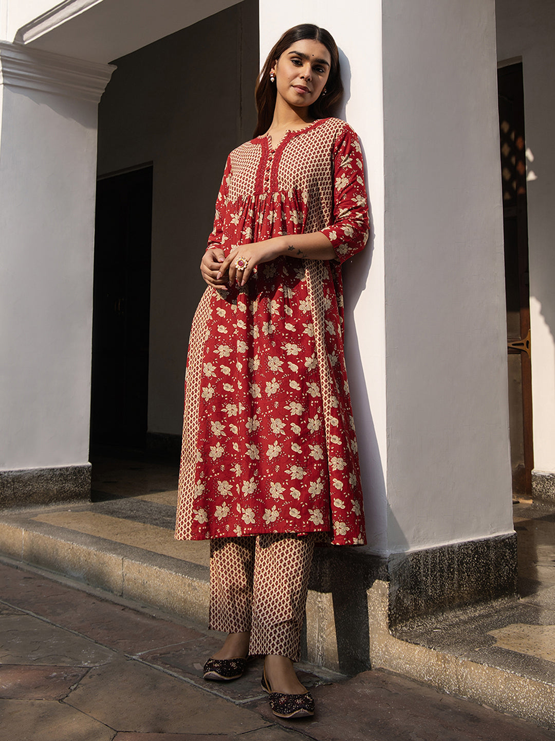 Red Cotton Floral Kurta Pant Set  - By Janasya