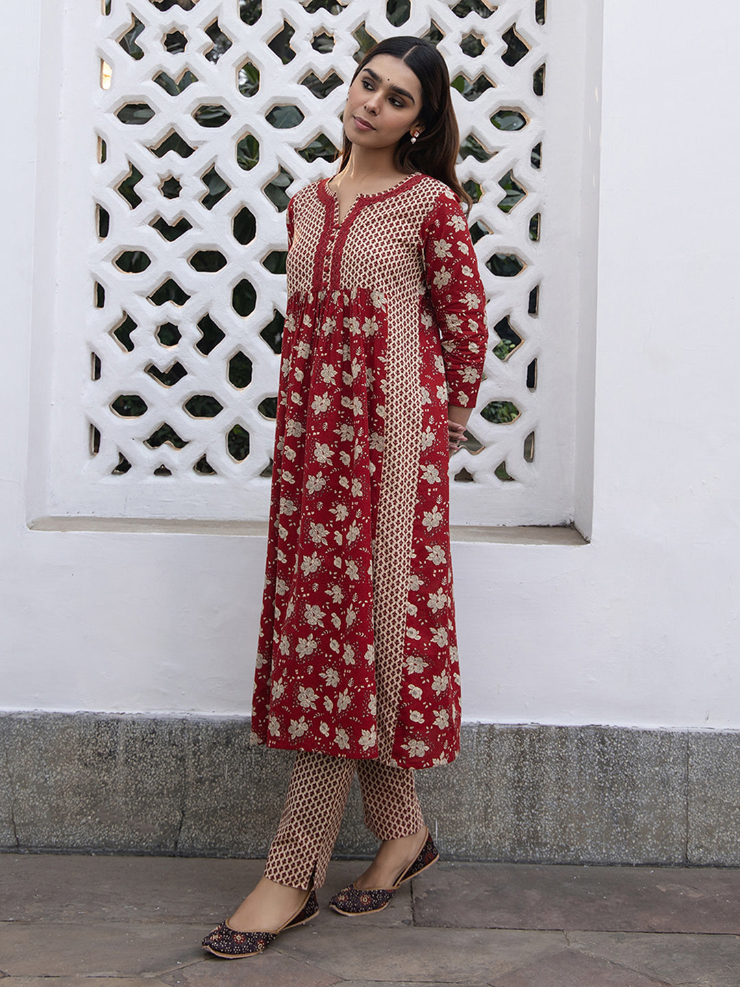 Red Cotton Floral Kurta Pant Set  - By Janasya