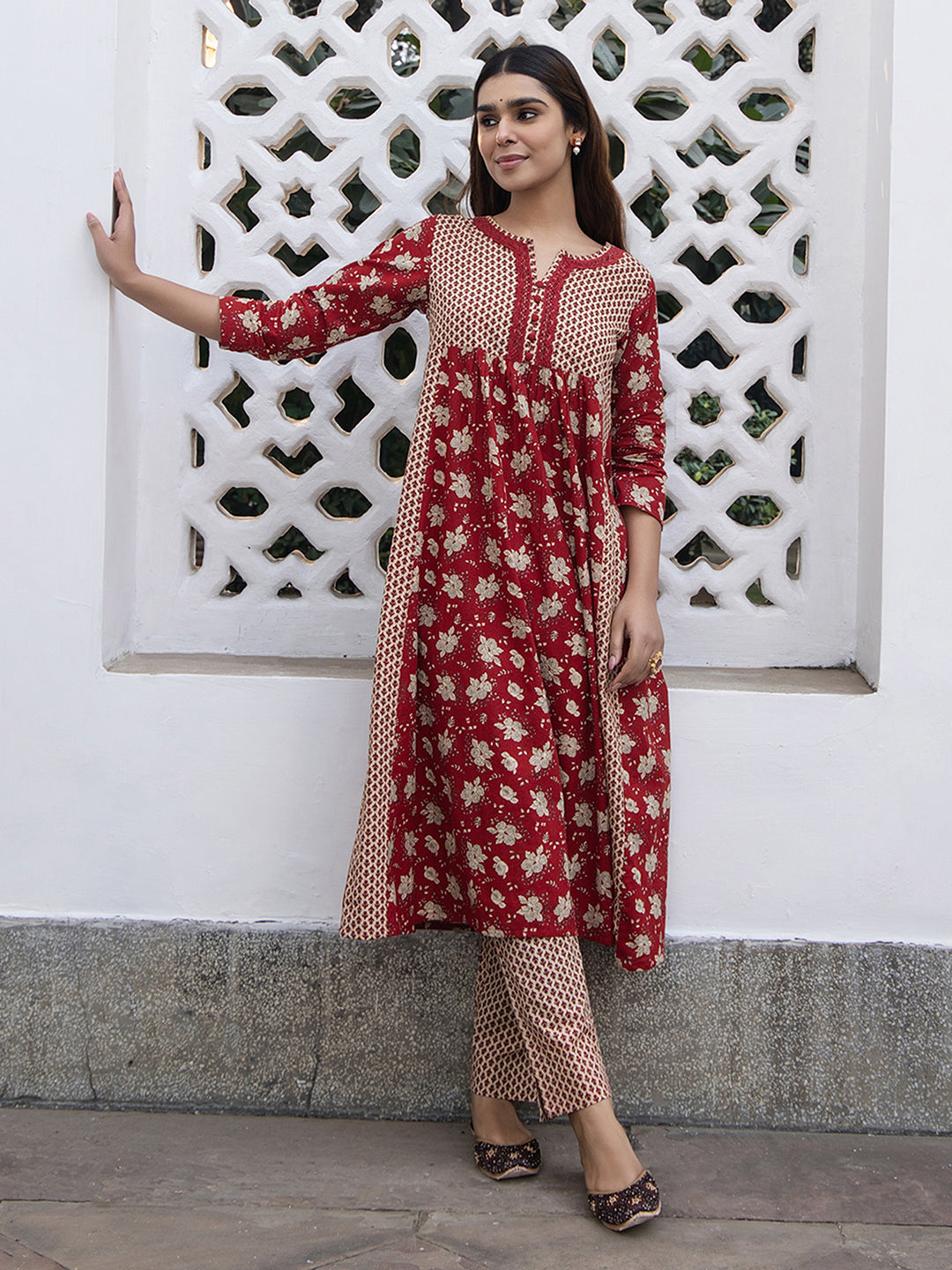 Red Cotton Floral Kurta Pant Set  - By Janasya